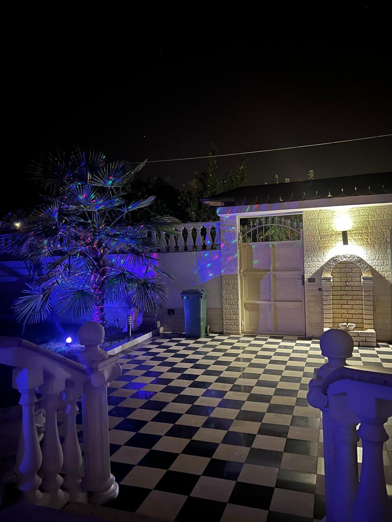 Guest House Pulake Berat Exterior foto